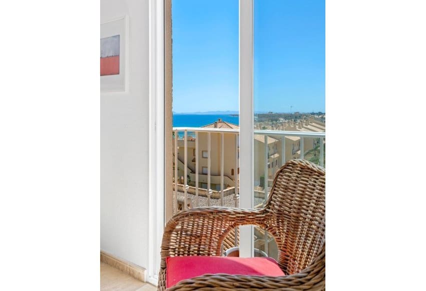 3 bedroom Beach Apartment for sale in Cabo Roig - € 320,000 (Ref: 9953071)