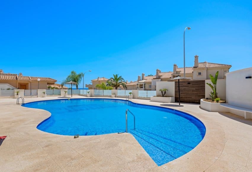 3 bedroom Beach Apartment for sale in Cabo Roig - € 320,000 (Ref: 9953071)
