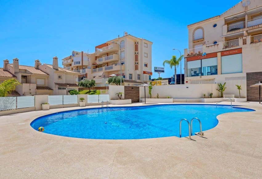 3 bedroom Beach Apartment for sale in Cabo Roig - € 320,000 (Ref: 9953071)