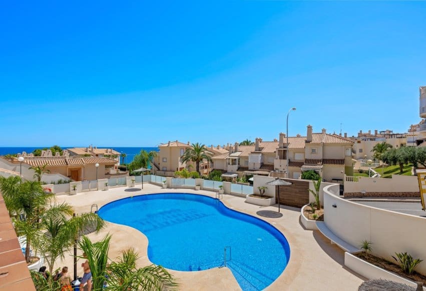 3 bedroom Beach Apartment for sale in Cabo Roig - € 320,000 (Ref: 9953071)