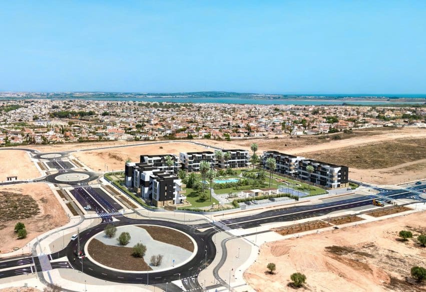 2 chambre Appartement à vendre à Torrevieja avec piscine - 297 000 € (Ref: 9955681)