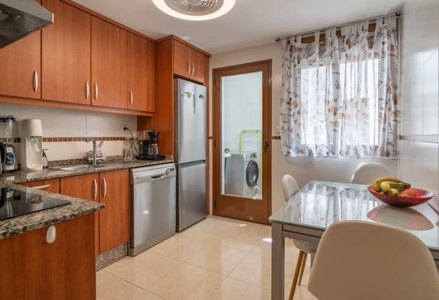 3 sypialnia Apartament na sprzedaż w San Pedro del Pinatar ciudad, San Pedro del Pinatar z basenem garażem - 194 900 € (Ref: 9956339)