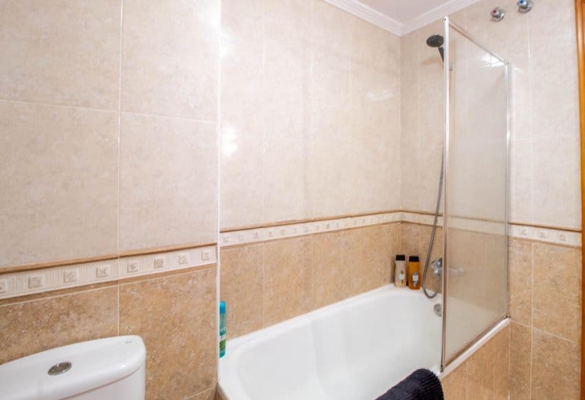 2 bedroom Apartment for sale in Orihuela Costa with pool - € 139,900 (Ref: 9961528)