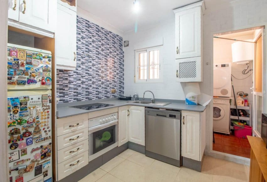 2 bedroom Apartment for sale in Orihuela Costa with pool - € 139,900 (Ref: 9961528)