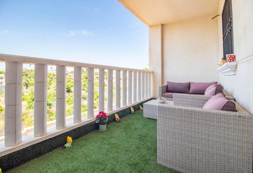 2 bedroom Apartment for sale in Orihuela Costa with pool - € 139,900 (Ref: 9961528)