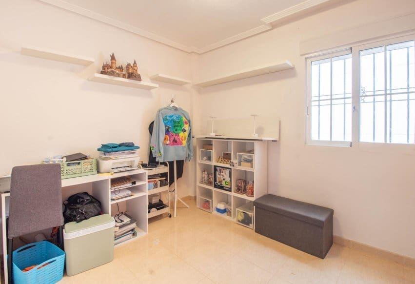 2 bedroom Apartment for sale in Orihuela Costa with pool - € 139,900 (Ref: 9961528)