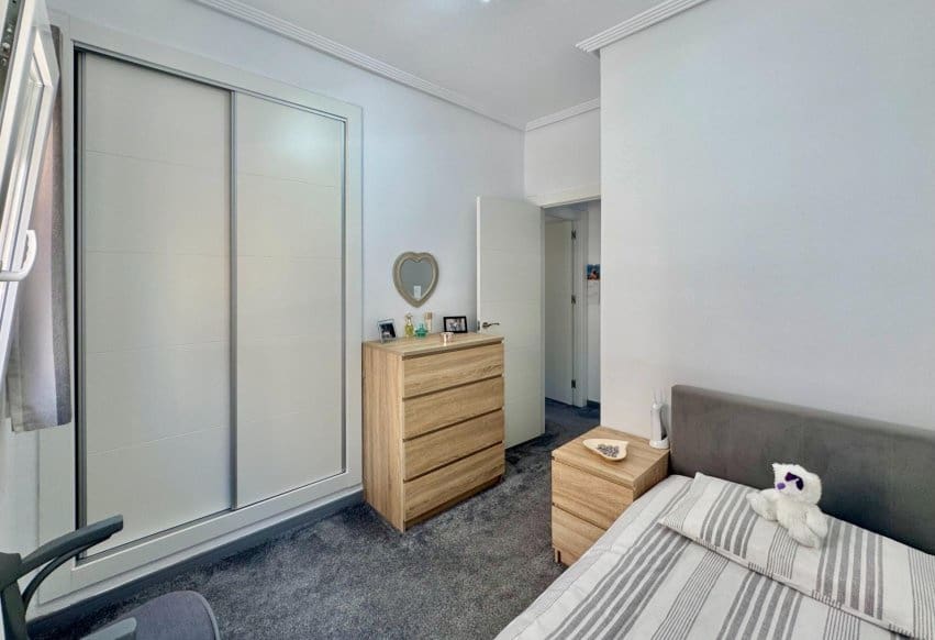 2 quarto Moradia para venda em La Florida com piscina - 245 000 € (Ref: 9961630)