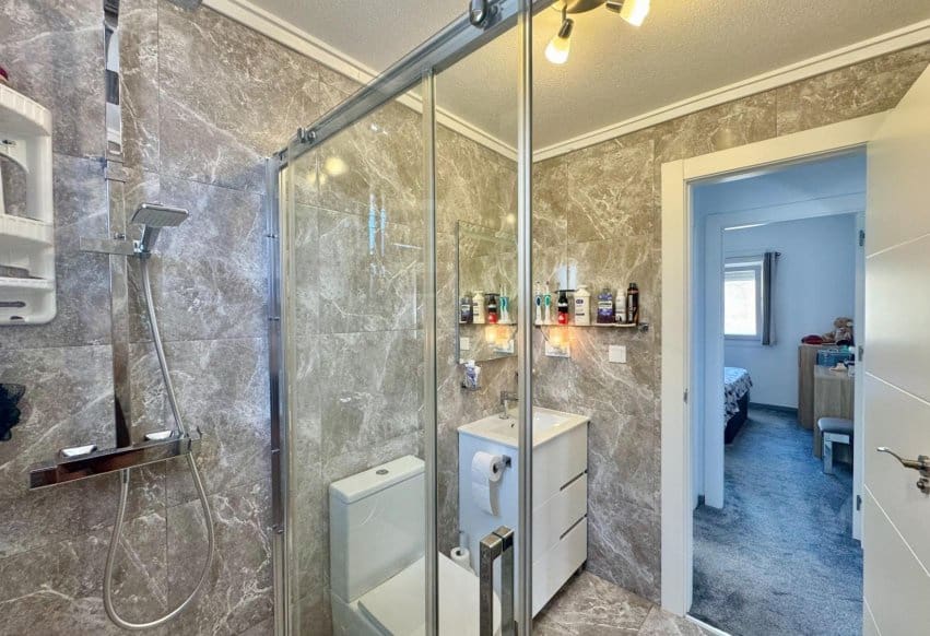 2 quarto Moradia para venda em La Florida com piscina - 245 000 € (Ref: 9961630)