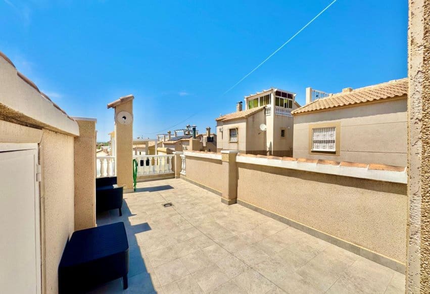 2 quarto Moradia para venda em La Florida com piscina - 245 000 € (Ref: 9961630)