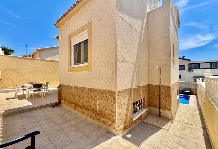 2 quarto Moradia para venda em La Florida com piscina - 245 000 € (Ref: 9961630)