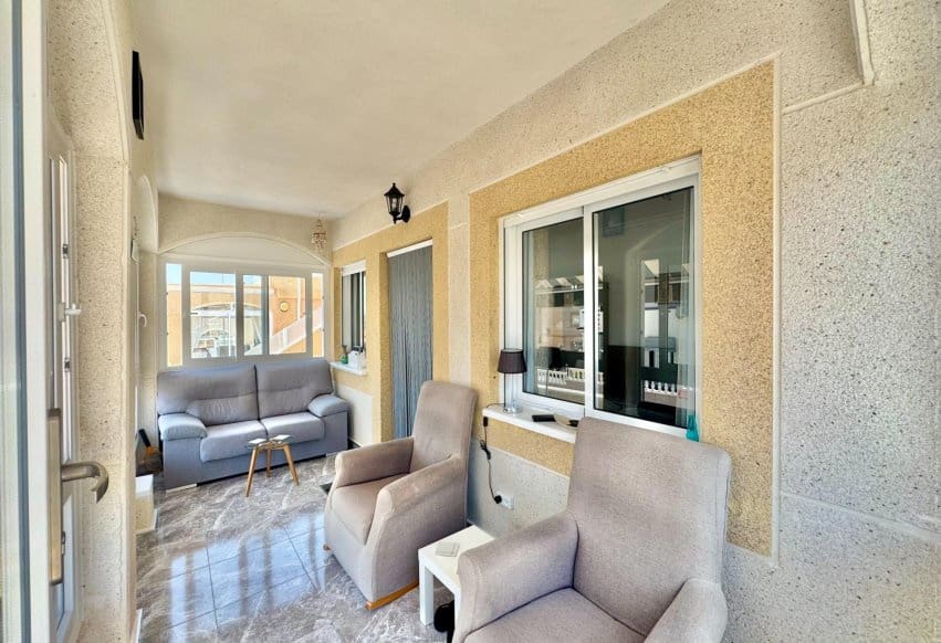 2 quarto Moradia para venda em La Florida com piscina - 245 000 € (Ref: 9961630)