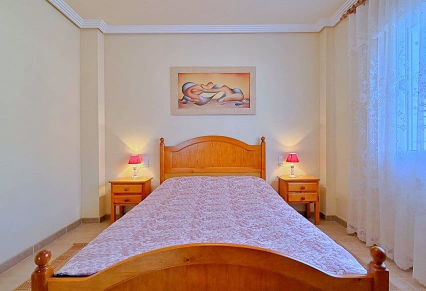4 bedroom Villa for sale in Orihuela Costa - € 379,000 (Ref: 9964169)