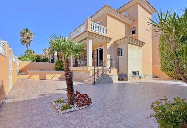 4 soverom Villa til salgs i Los Balcones - Los Altos, Orihuela - € 379 000 (Ref: 9964169)