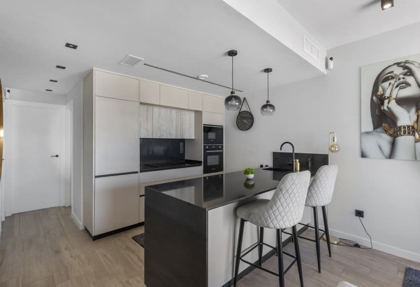 2 sypialnia Penthouse na sprzedaż w Orihuela Costa z basenem garażem - 349 900 € (Ref: 9964170)