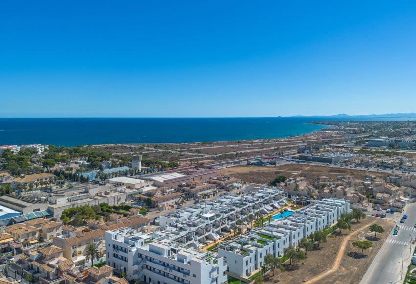 2 sypialnia Penthouse na sprzedaż w Orihuela Costa z basenem garażem - 349 900 € (Ref: 9964170)
