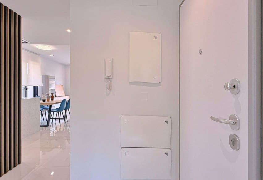 2 bedroom Apartment for sale in Orihuela Costa - € 295,000 (Ref: 9964171)
