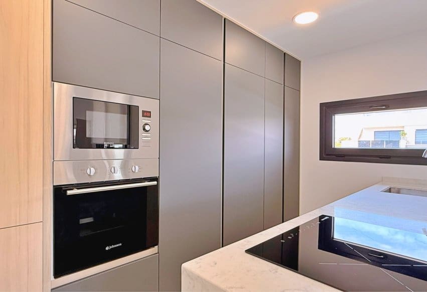 2 bedroom Apartment for sale in Orihuela Costa - € 295,000 (Ref: 9964171)