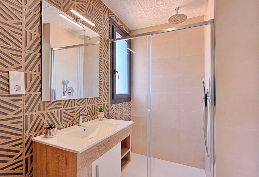 2 bedroom Apartment for sale in Orihuela Costa - € 295,000 (Ref: 9964171)