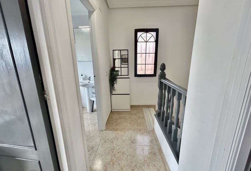 2 soverom Villa til salgs i Villamartin med svømmebasseng - € 229 000 (Ref: 9965694)