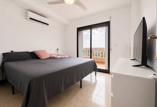 2 soverom Villa til salgs i Villamartin, Orihuela med svømmebasseng - € 218 000 (Ref: 9965694)