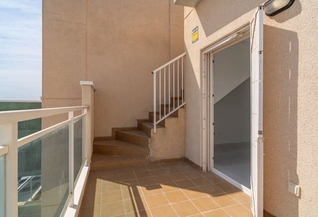 Ático de 2 habitaciones en La Regia, Orihuela en venta con garaje - 239.000 € (Ref: 9975969)