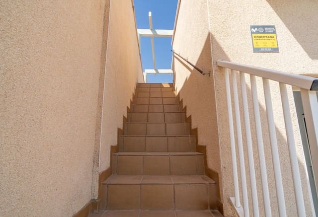 Ático de 2 habitaciones en La Regia, Orihuela en venta con garaje - 239.000 € (Ref: 9975969)