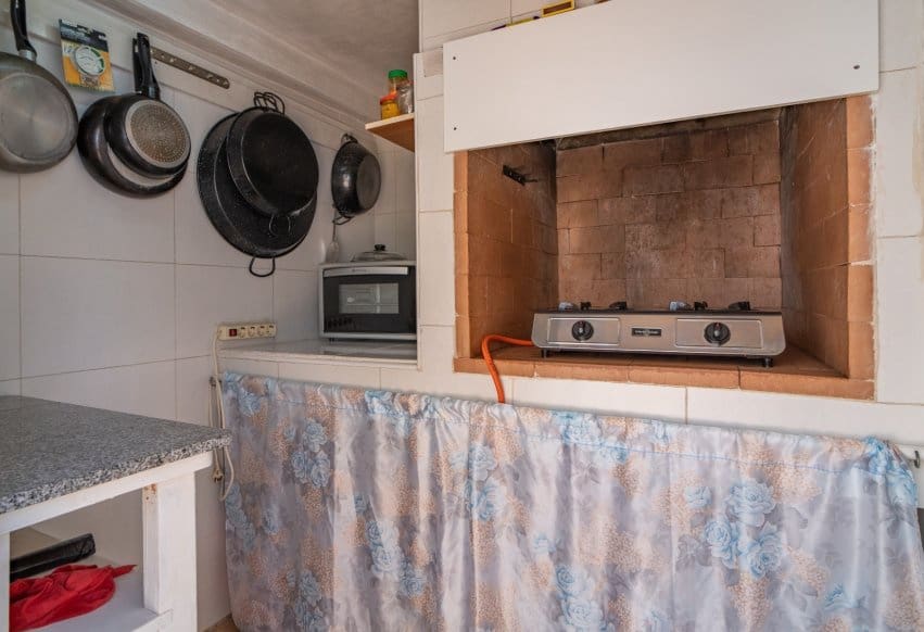 4 soverom Hus til salgs i Torrevieja med svømmebasseng garasje - € 320 000 (Ref: 9975970)