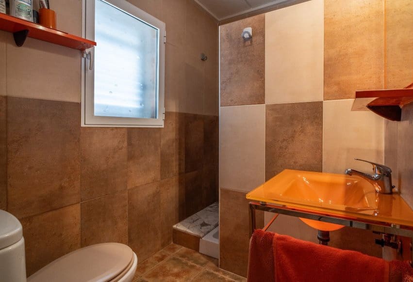 4 soverom Hus til salgs i Torrevieja med svømmebasseng garasje - € 320 000 (Ref: 9975970)