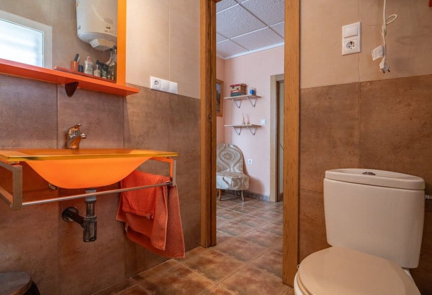 4 soverom Hus til salgs i Torrevieja med svømmebasseng garasje - € 320 000 (Ref: 9975970)