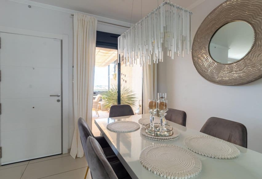 3 soverom Hus til salgs i Orihuela Costa med svømmebasseng - € 390 000 (Ref: 9979399)