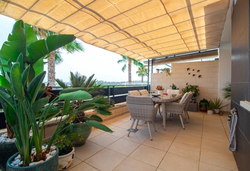 3 soverom Hus til salgs i Orihuela Costa med svømmebasseng - € 390 000 (Ref: 9979399)