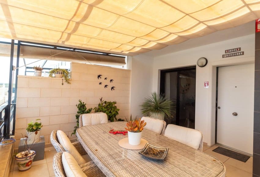 3 soverom Hus til salgs i Orihuela Costa med svømmebasseng - € 390 000 (Ref: 9979399)