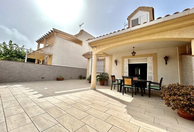3 soverom Hus til salgs i Torre de la Horadada, Pilar de la Horadada - € 399 000 (Ref: 9979406)