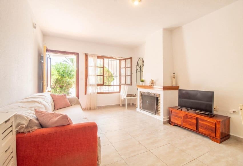2 quarto Bungalow para venda em La Mata com piscina - 159 000 € (Ref: 9979407)
