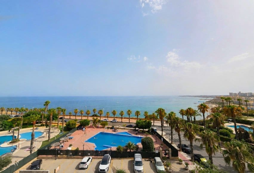 2 soveværelse Strandlejlighed til salg i Orihuela Costa - € 224.000 (Ref: 9979408)