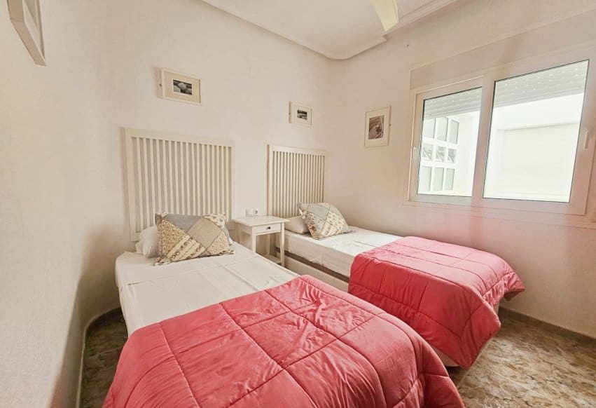 2 soveværelse Strandlejlighed til salg i Orihuela Costa - € 224.000 (Ref: 9979408)