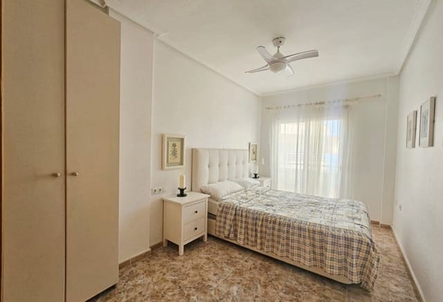 2 soveværelse Strandlejlighed til salg i Aguamarina, Orihuela - € 224.000 (Ref: 9979408)