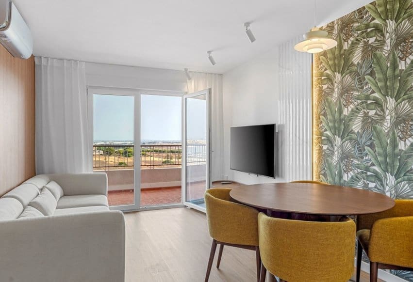 2 sovrum Takvåning till salu i Orihuela Costa med pool - 225 000 € (Ref: 9979409)