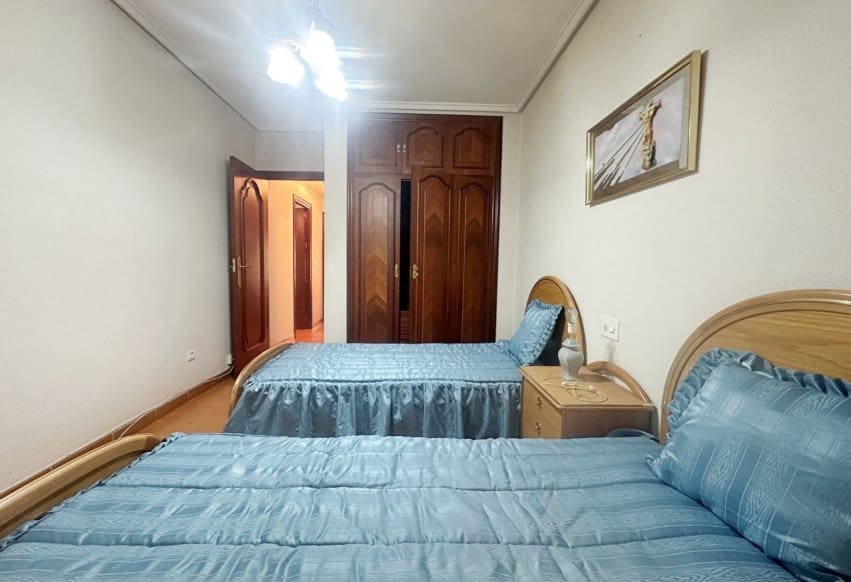 4 Zimmer Apartment zu verkaufen in Torrevieja - 255.000 € (Ref: 9979412)