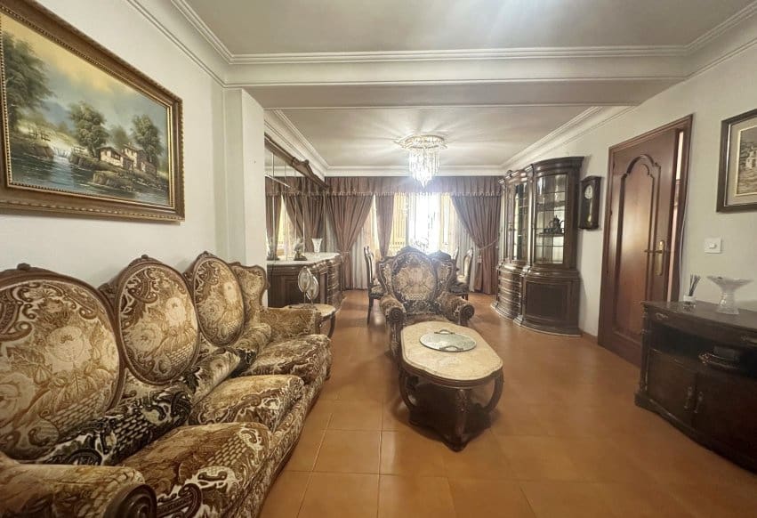 4 Zimmer Apartment zu verkaufen in Torrevieja - 255.000 € (Ref: 9979412)