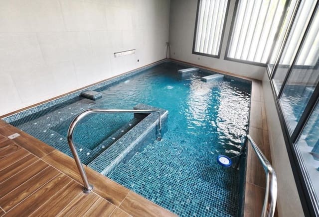 2 soveværelse Lejlighed til salg i Dehesa de Campoamor, Orihuela med swimmingpool - € 299.000 (Ref: 9979413)