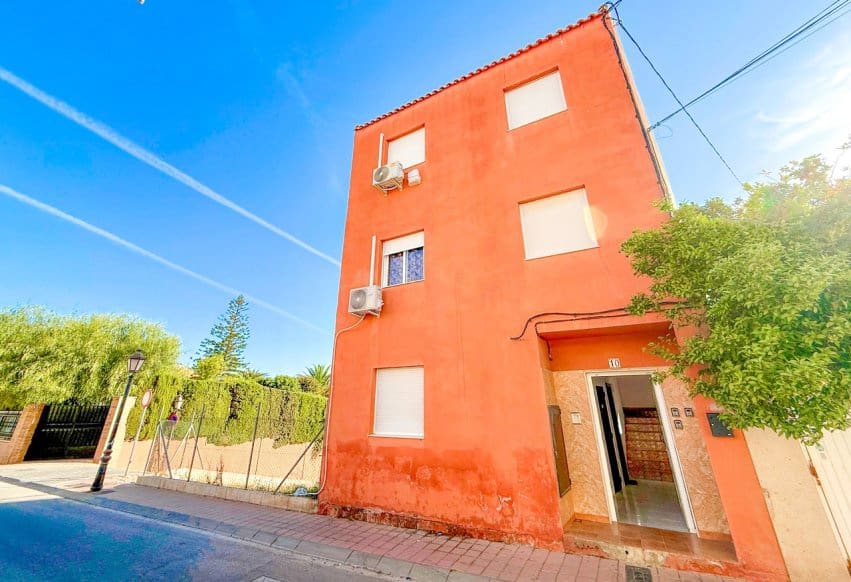 Apartamento de 5 habitaciones en San Miguel de Salinas en venta - 269.999 € (Ref: 9979414)