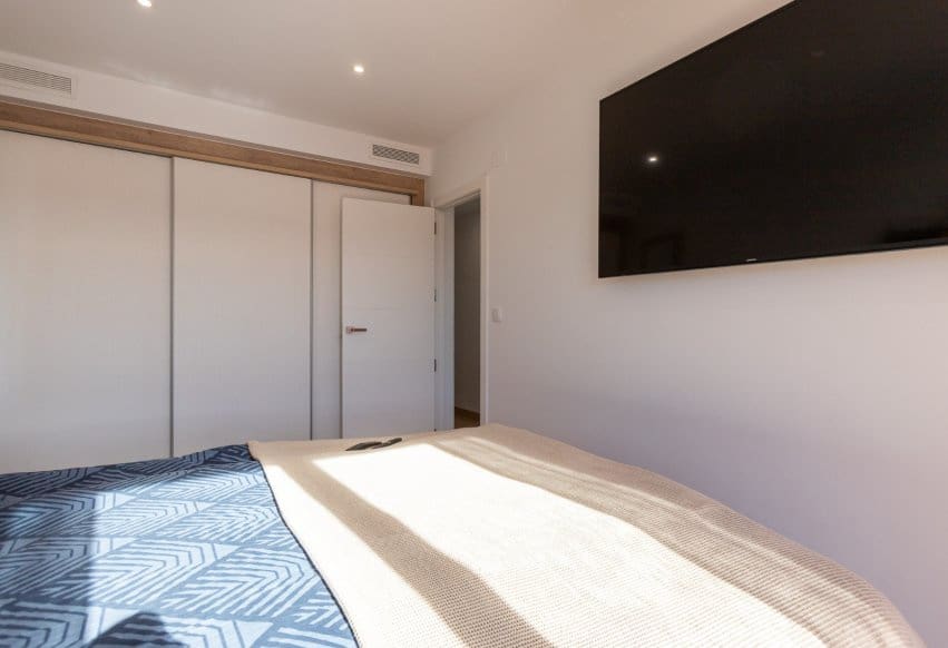 4 quarto Moradia para venda em Torrevieja com piscina - 620 000 € (Ref: 9983752)