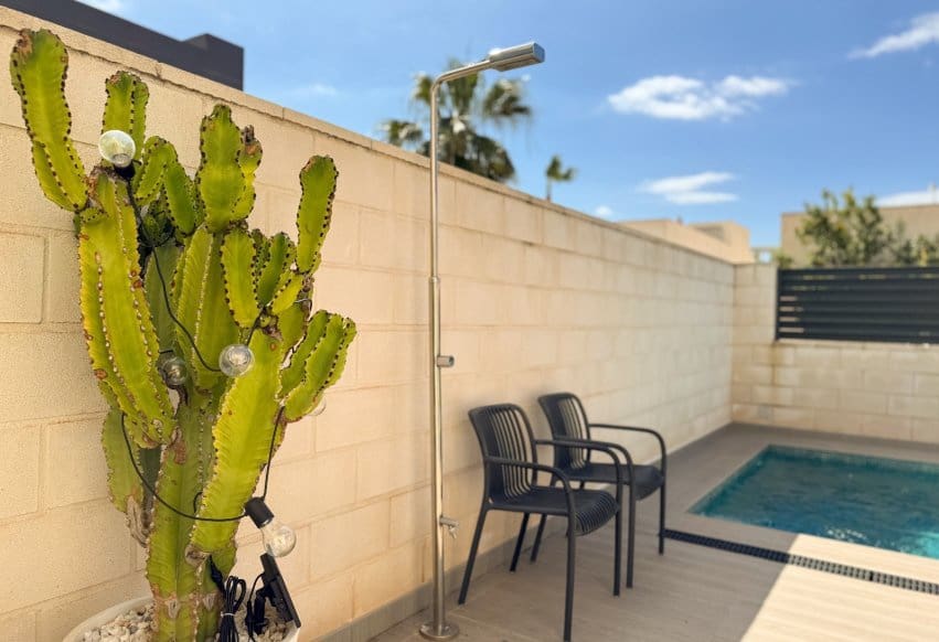 3 soveværelse Villa til salg i Ciudad Quesada med swimmingpool - € 389.000 (Ref: 9983753)