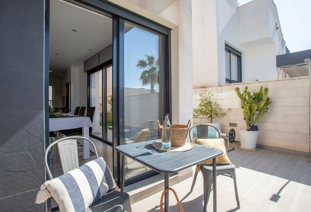 3 soveværelse Villa til salg i Ciudad Quesada, Rojales med swimmingpool - € 389.000 (Ref: 9983753)