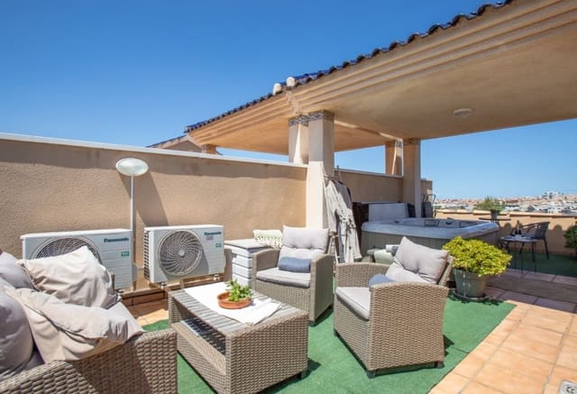2 slaapkamer Bungalow te koop in Villamartin, Orihuela met zwembad - € 209.000 (Ref: 9984065)