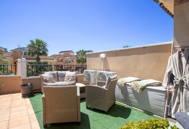 2 slaapkamer Bungalow te koop in Villamartin, Orihuela met zwembad - € 209.000 (Ref: 9984065)