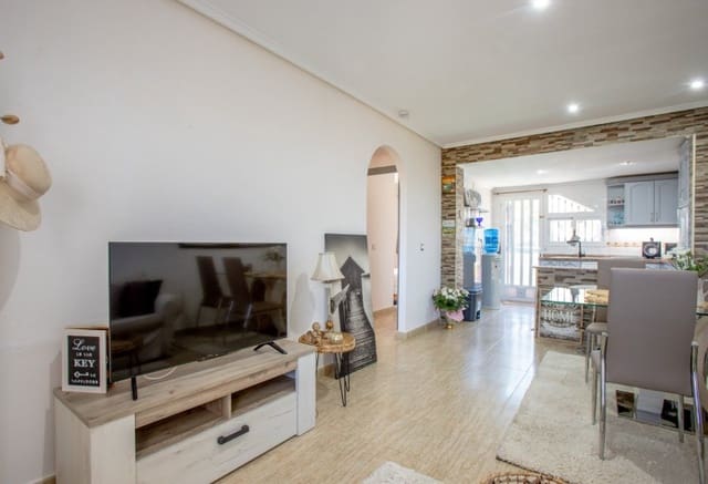 2 slaapkamer Bungalow te koop in Villamartin, Orihuela met zwembad - € 199.000 (Ref: 9984065)
