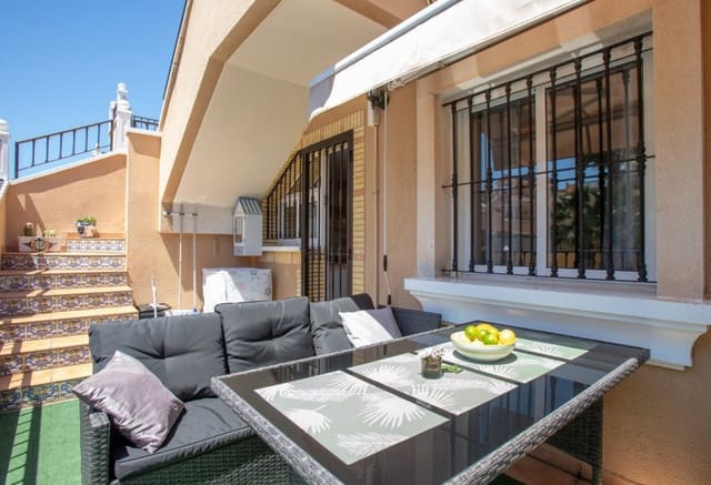 2 slaapkamer Bungalow te koop in Villamartin, Orihuela met zwembad - € 199.000 (Ref: 9984065)
