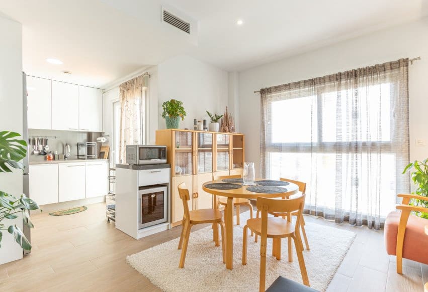 2 soverom Leilighet til salgs i Torrevieja med svømmebasseng - € 197 000 (Ref: 9984108)